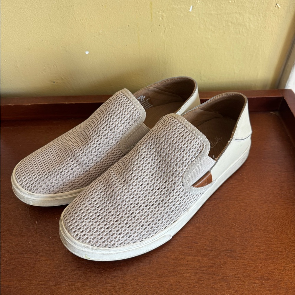 OluKai Women's Cream Slip-On Mesh Pehuea Sneakers
